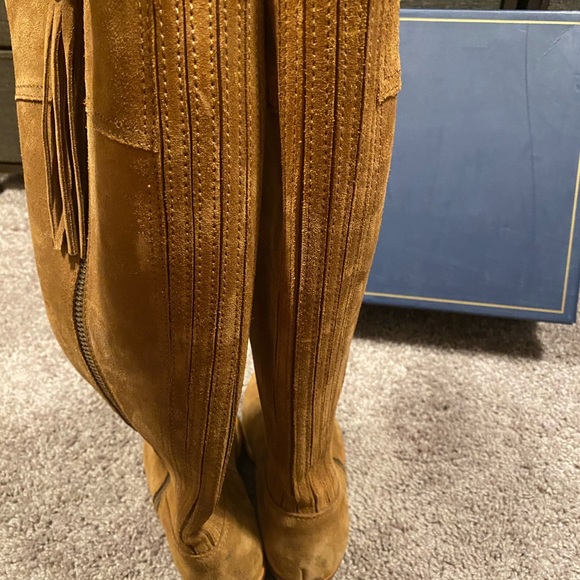 Fairfax & Favor Tan Regina - Picture 2 of 8